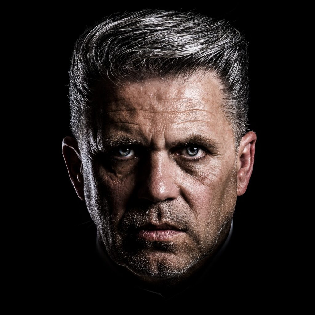 クラウドファンディングを利用した地方起業支援の成功事例は？